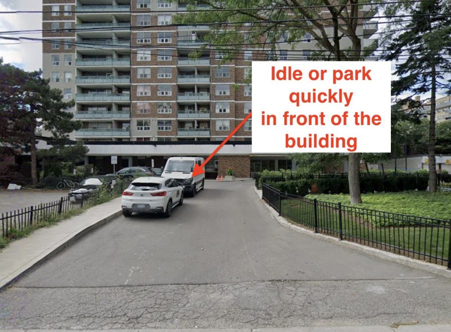 Idle or park quickly in front of the building