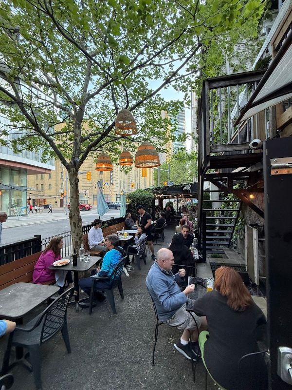 Hair Of The Dog Neighbourhood Pub & Restaurant