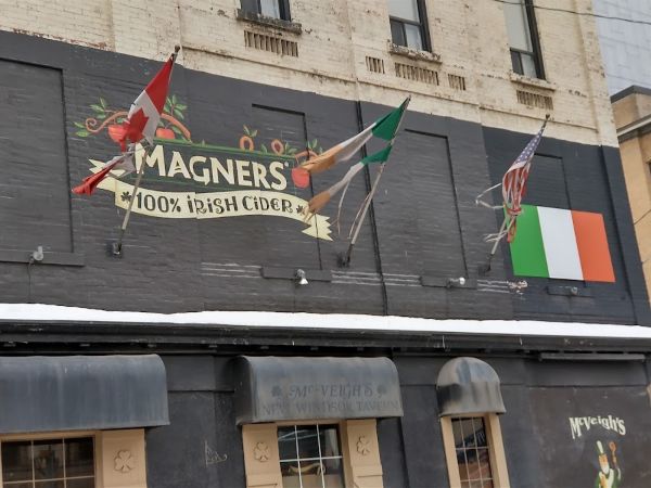 McVeigh's Irish Pub